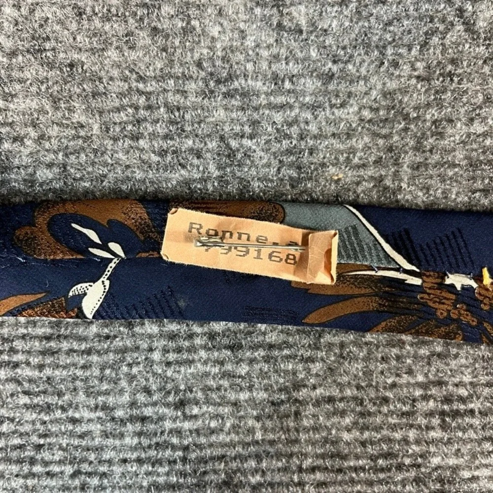 Embassy Square Mens Navy Blue Floral Abstract Silk Blend Necktie Tie